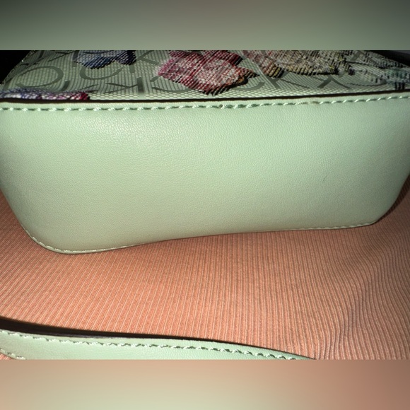 Calvin Klein Lucy Triple Compartment Shoulder Bag/crossbody bag - Picture 14 of 16